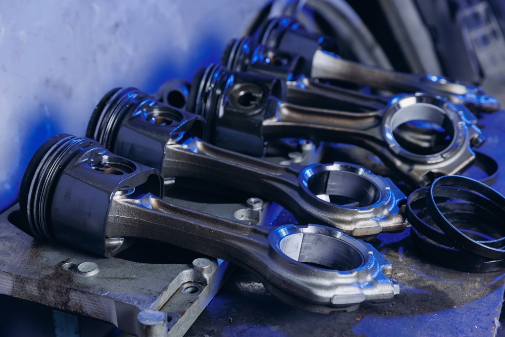 Diesel,Engine,Parts,Before,Major,Renovation,,Installation,On,Industry,Lorry